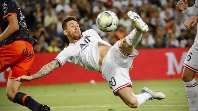 Messi anotó dos goles en el 4-0 del PSG a Montpellier.