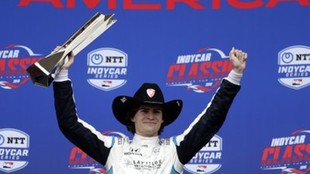 Colton Herta celebra un triunfo en IndyCar