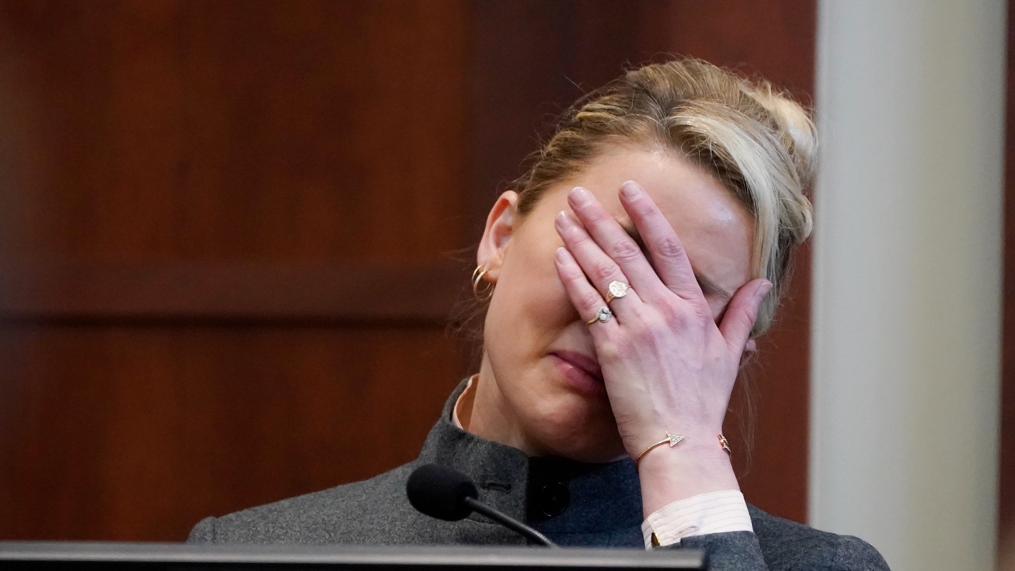 Amber Heard se ha visto en problemas por sus declaraciones en el juicio.