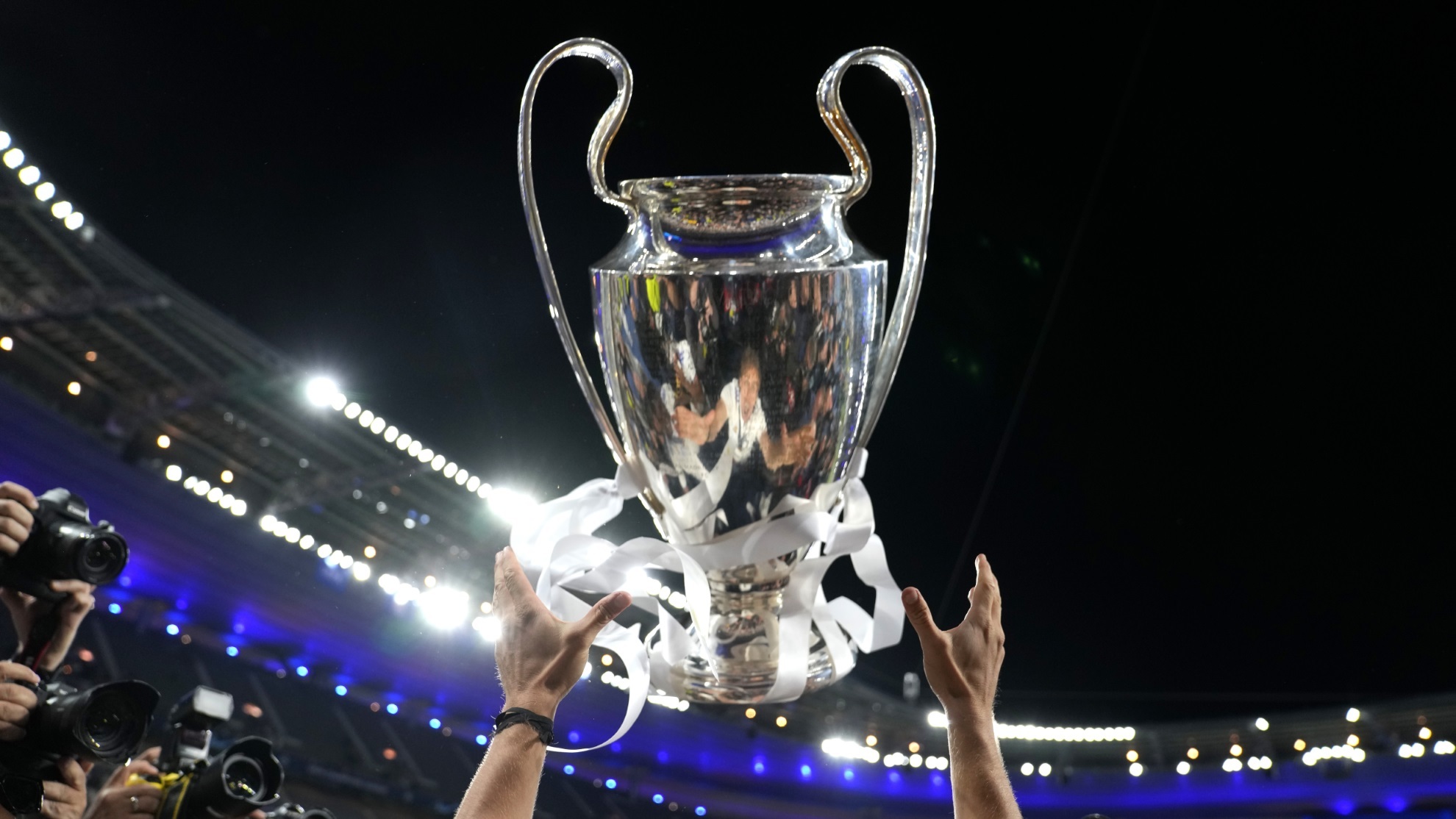 Бомбардир лига чемпионов 2023. Лига чемпионов 2023-2024. Реал Мадрид ла лига 2022. UEFA Champions League Final 2022. Плей офф Лиги чемпионов 2023 2024.