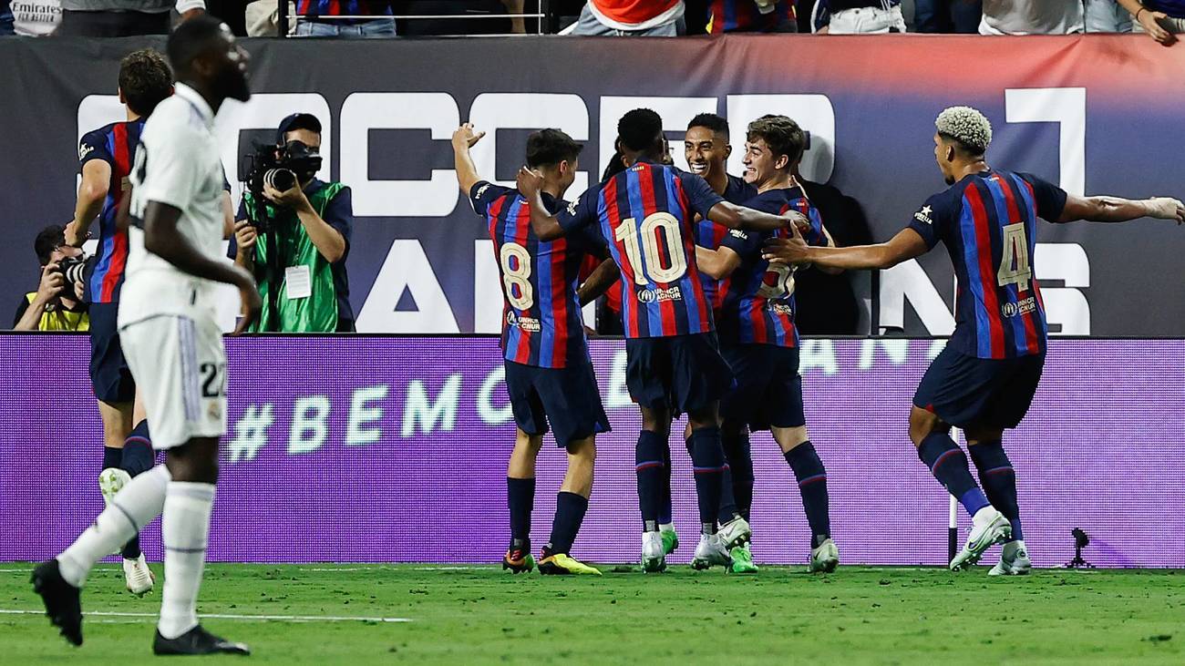 Raphinha celebra el gol del Barcelona en el Clsico de Las Vegas