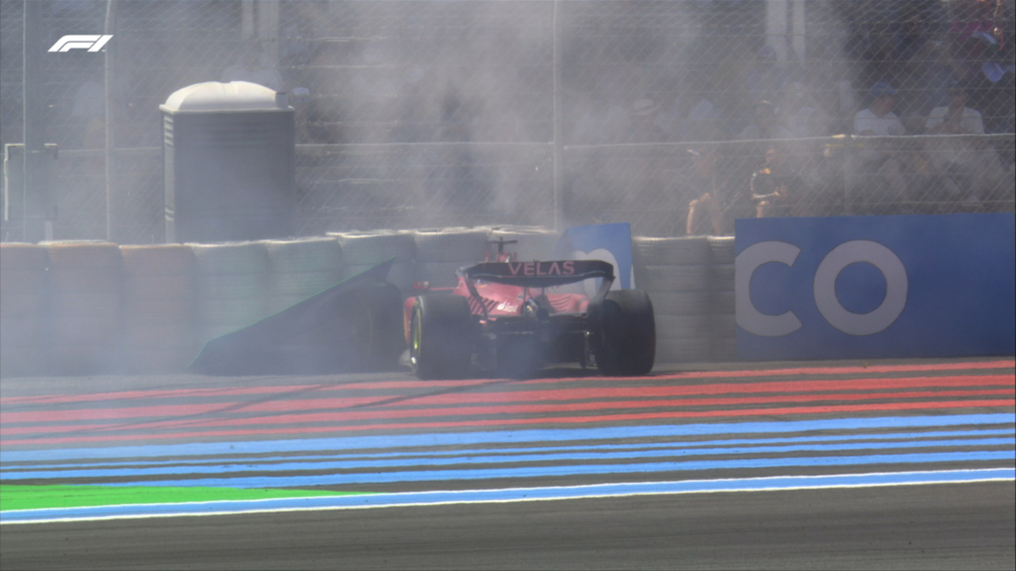 Leclerc sufrió un accidente en la vuelta 18
