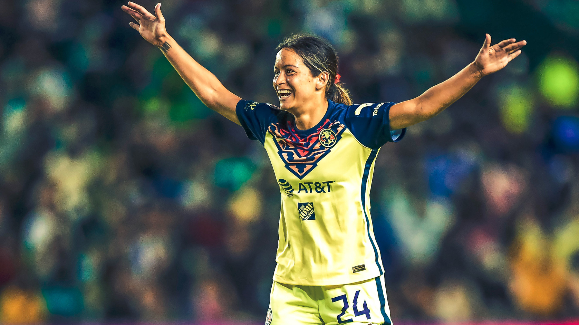 Scarlett Camberos denuncia en redes a un hombre que acosa a jugadoras del  América Femenil | Marcausa