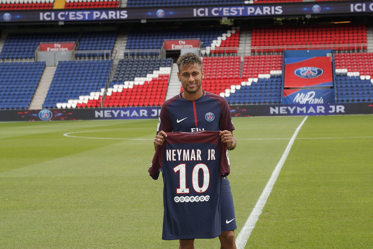 1. Neymar: 222 millones. Del Barcelona al PSG