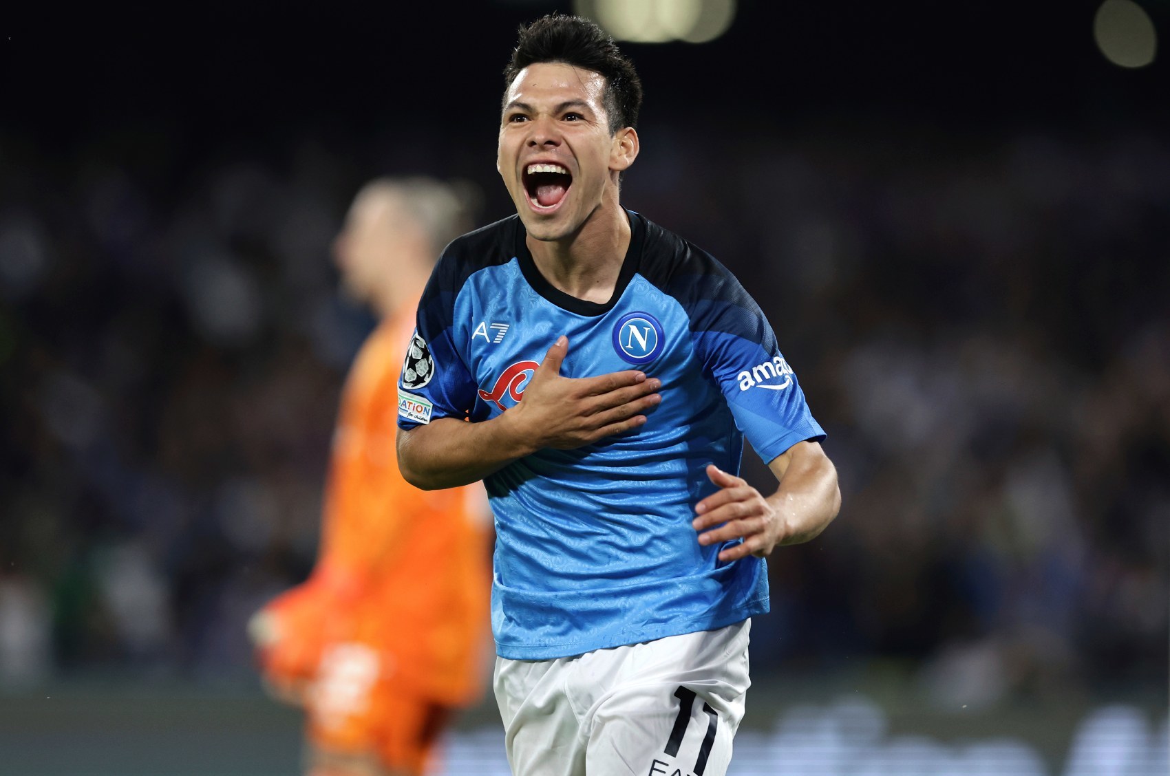 Hirving 'Chucky' Lozano marc un golazo en la Champions firmando una gran jugada colectiva del Napoli