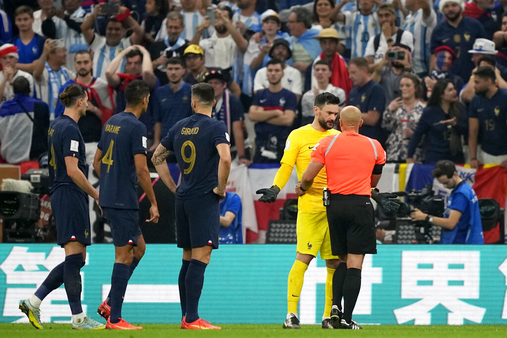 Las mejores imgenes del duelo Argentina y Francia, que tuvo dos...