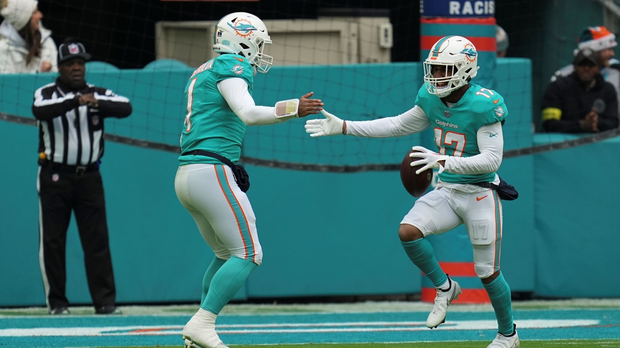 Miami Dolphins - New England Patriots: Horario y dónde ver el partido de  NFL de la semana 17