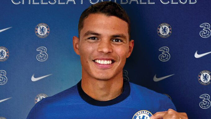 40. Thiago Silva (Chelsea): 8,580,000