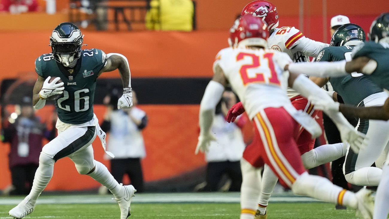 Las Philadelphia Eagles basan su ofensiva en el ataque terrestre.