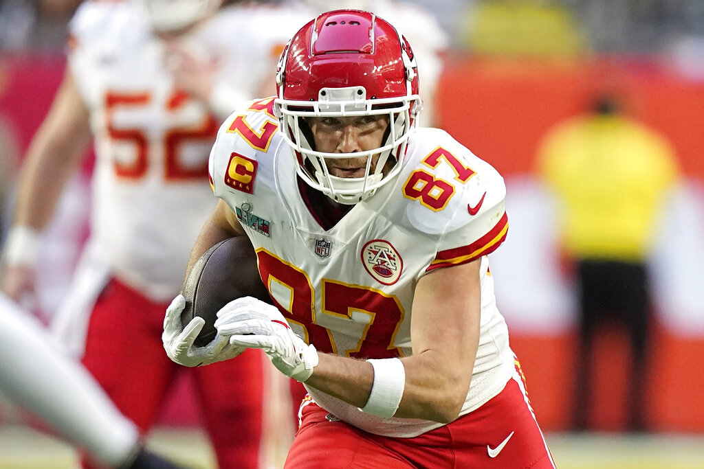 Travis Kelce tuvo el primer touchdown de los Chiefs.