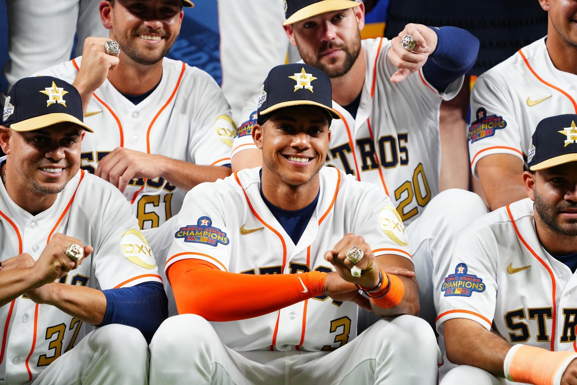 Los Houston Astros reciben sus espectaculares anillos de campeón