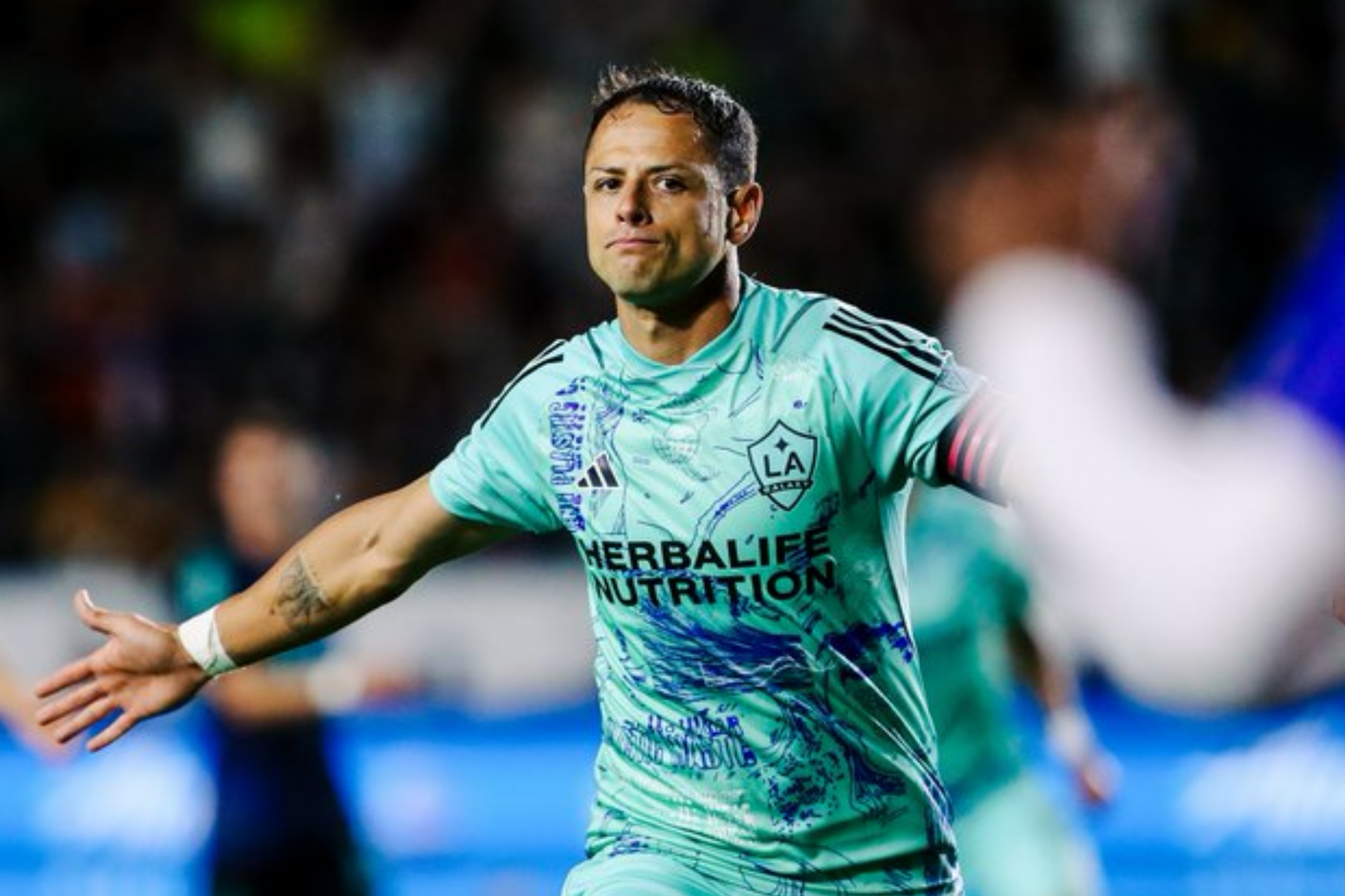 Chicharito encabeza Top 10 de goleadores de la MLS en la temporada