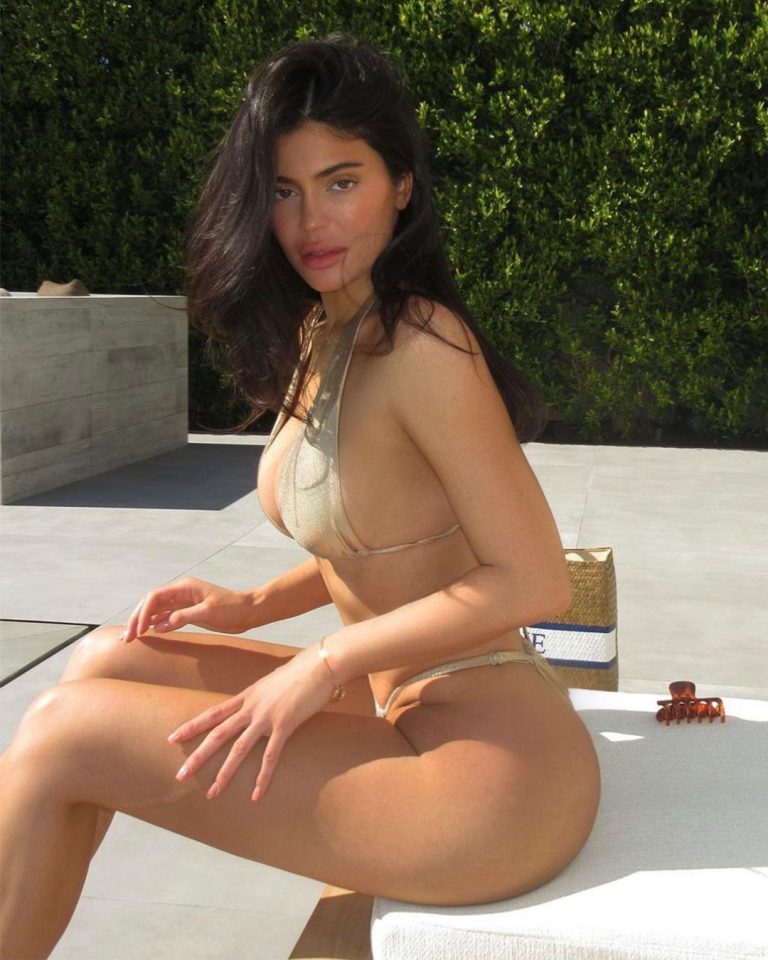 Kylie Jenner se hace un cambio drstico de look para su sesin fotos para Gaultier