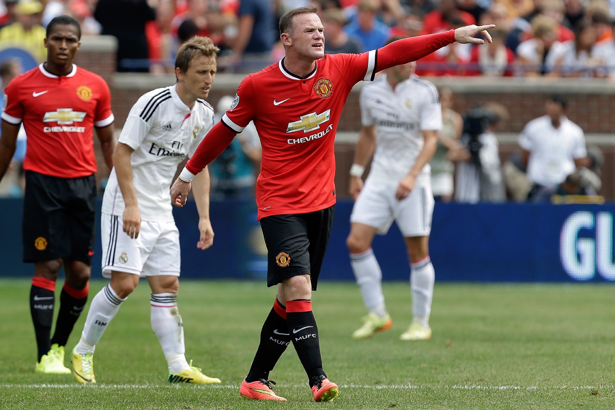 Rooney enfrent al Real Madrid varias veces en su carrera. Aqu lo hace en un amistoso en Estados Unidos en 2014