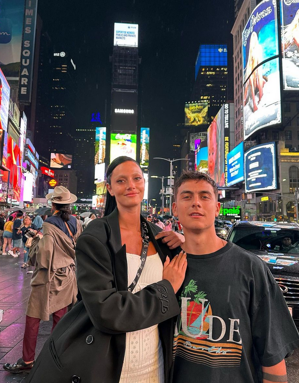 Paulo Dybala y Oriana Sabatini disfrutan de su amor y de sus...