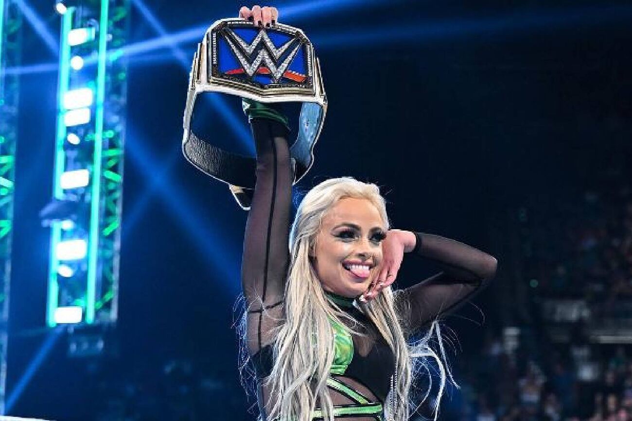 Liv Morgan, la exitosa y hermosa campeona de WWE que ha conquistado al...