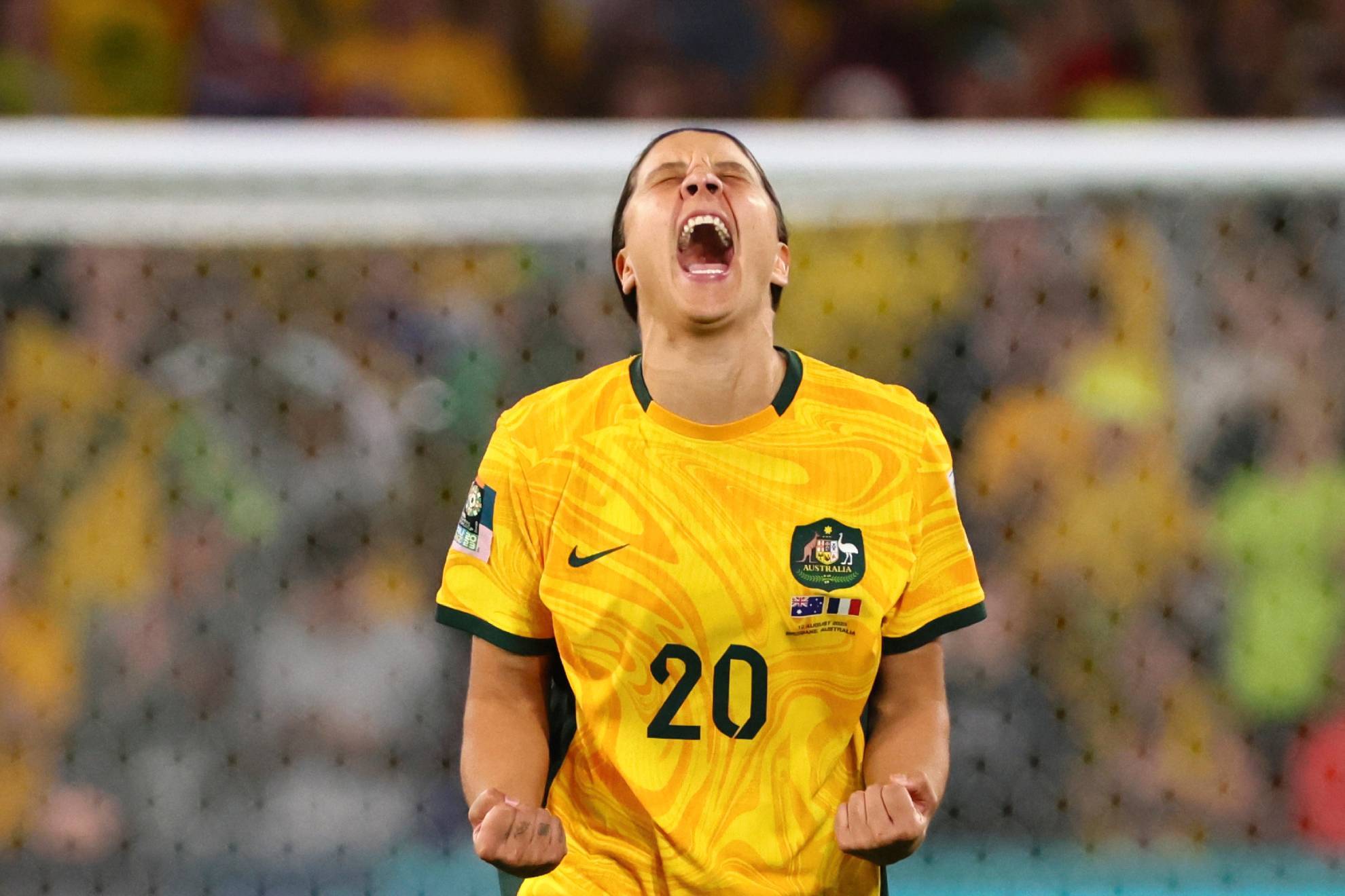 Sam Kerr celebra su penal anotado ante Francia.