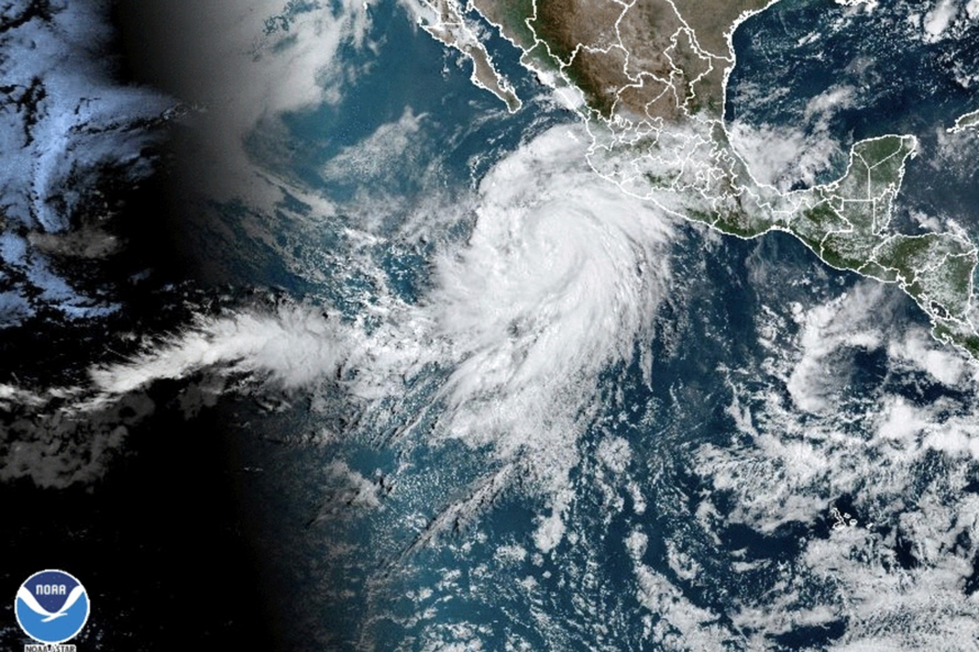 La temporada de huracanes se alarga debido al cambio climático - Hurricane  Solution