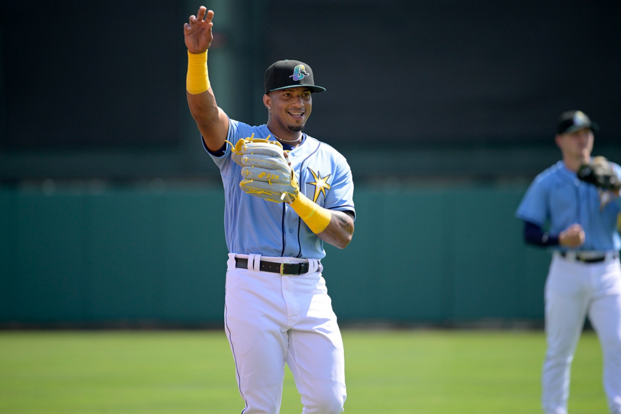 MLB News: Xander Bogaerts says he's a fan of Chicharito and a big football  fan