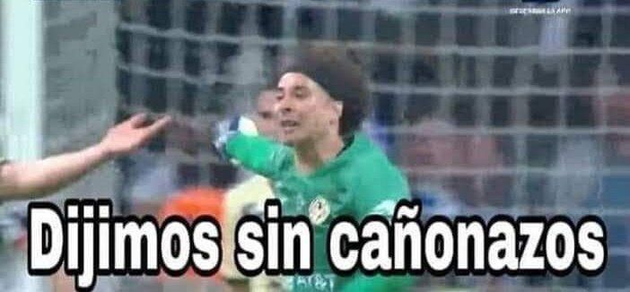 Memo Ochoa, reventado en los memes tras su error ante Uzbekistn