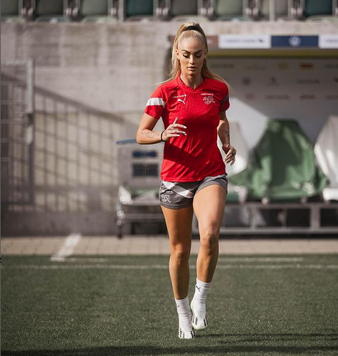 Alisha Lehmann, la futbolista ms viral: 15,4 millones de seguidores...