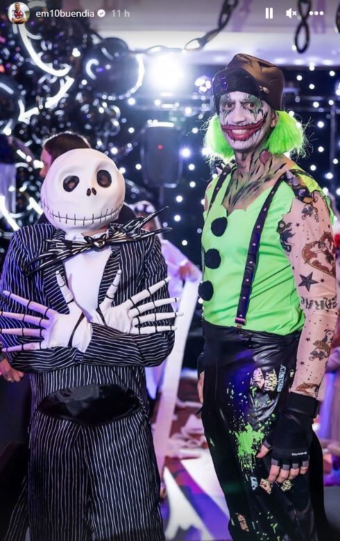 Emiliano Buenda, disfrazado de Jack Skellington y el Dibu Martnez,...