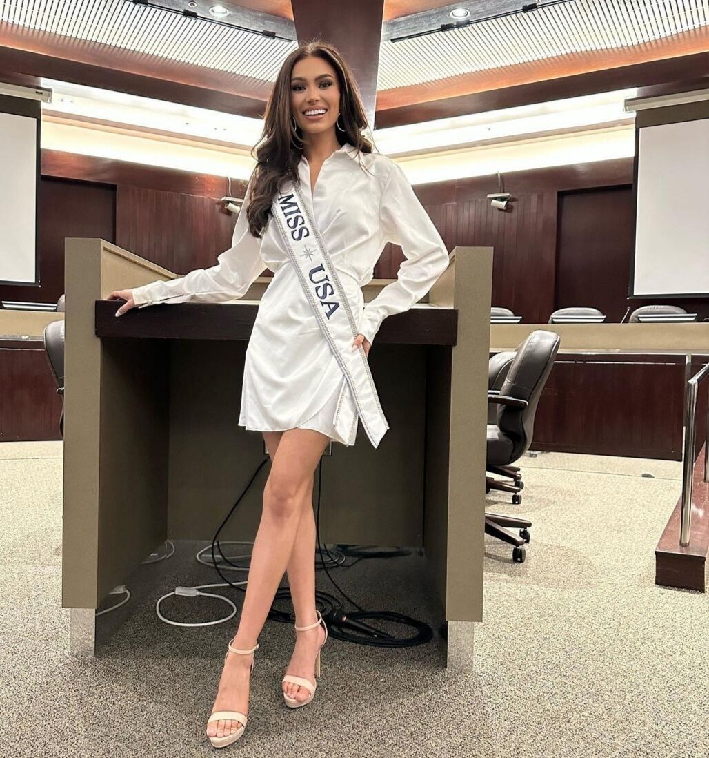 Noelia Voigt fue coronada como Miss USA 2023 en Reno, Nevada en el mes...