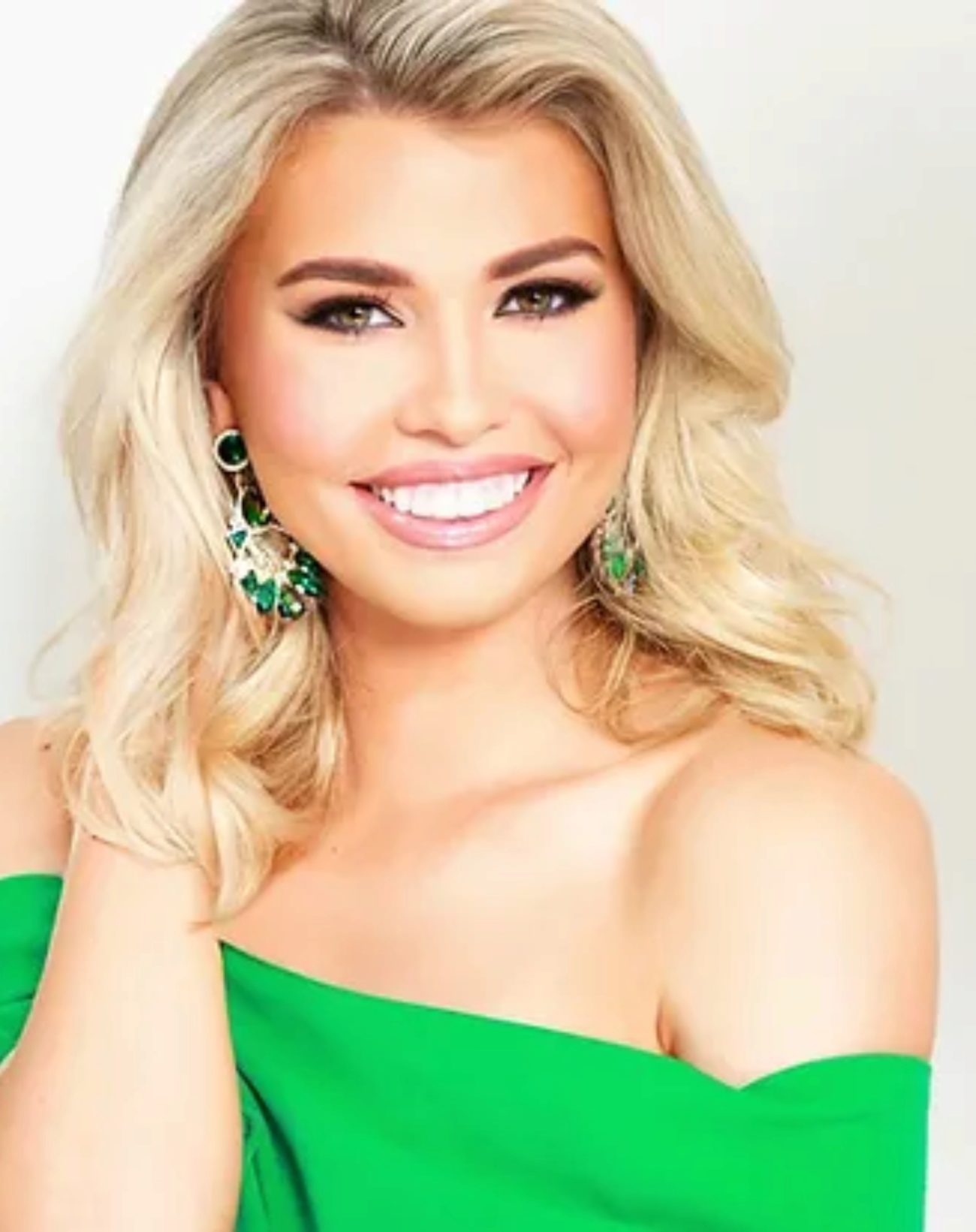 Halle Burton (Miss Gainesville)