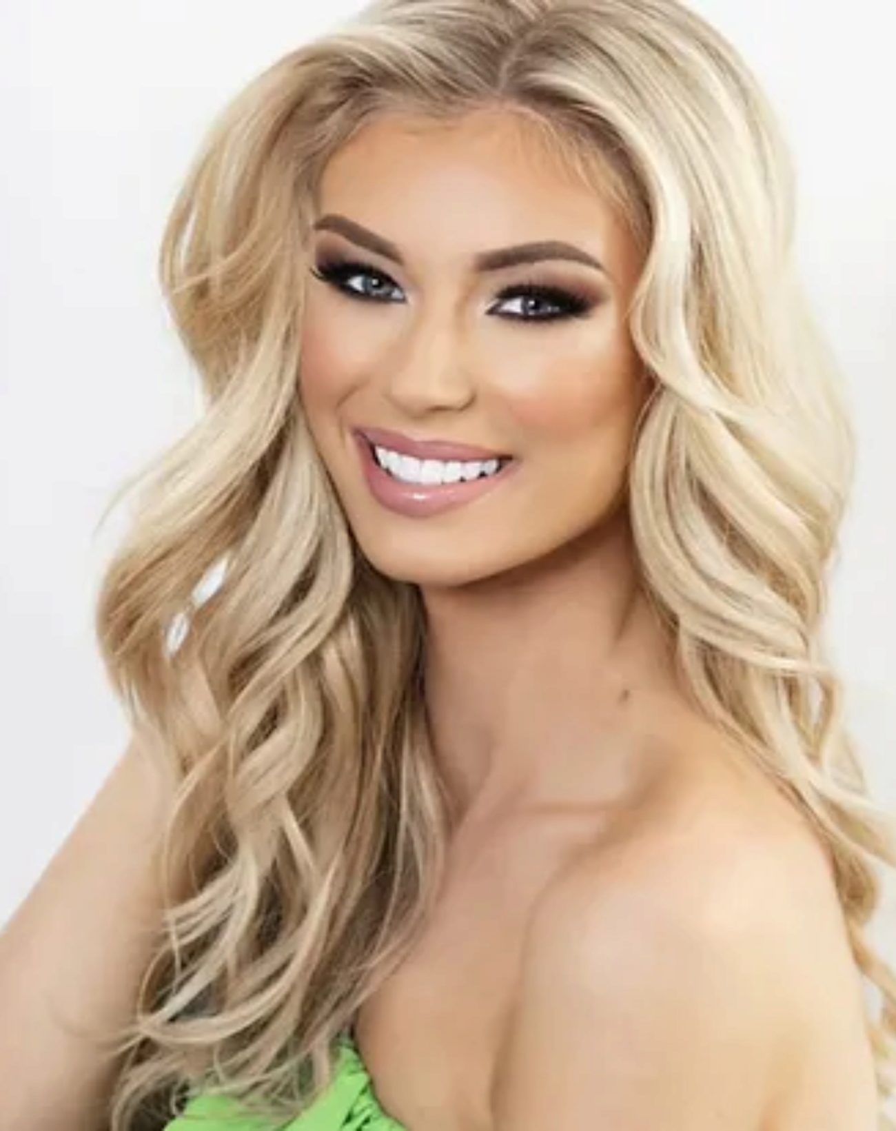 Taylor Leidel (Miss Florida Sunshine)