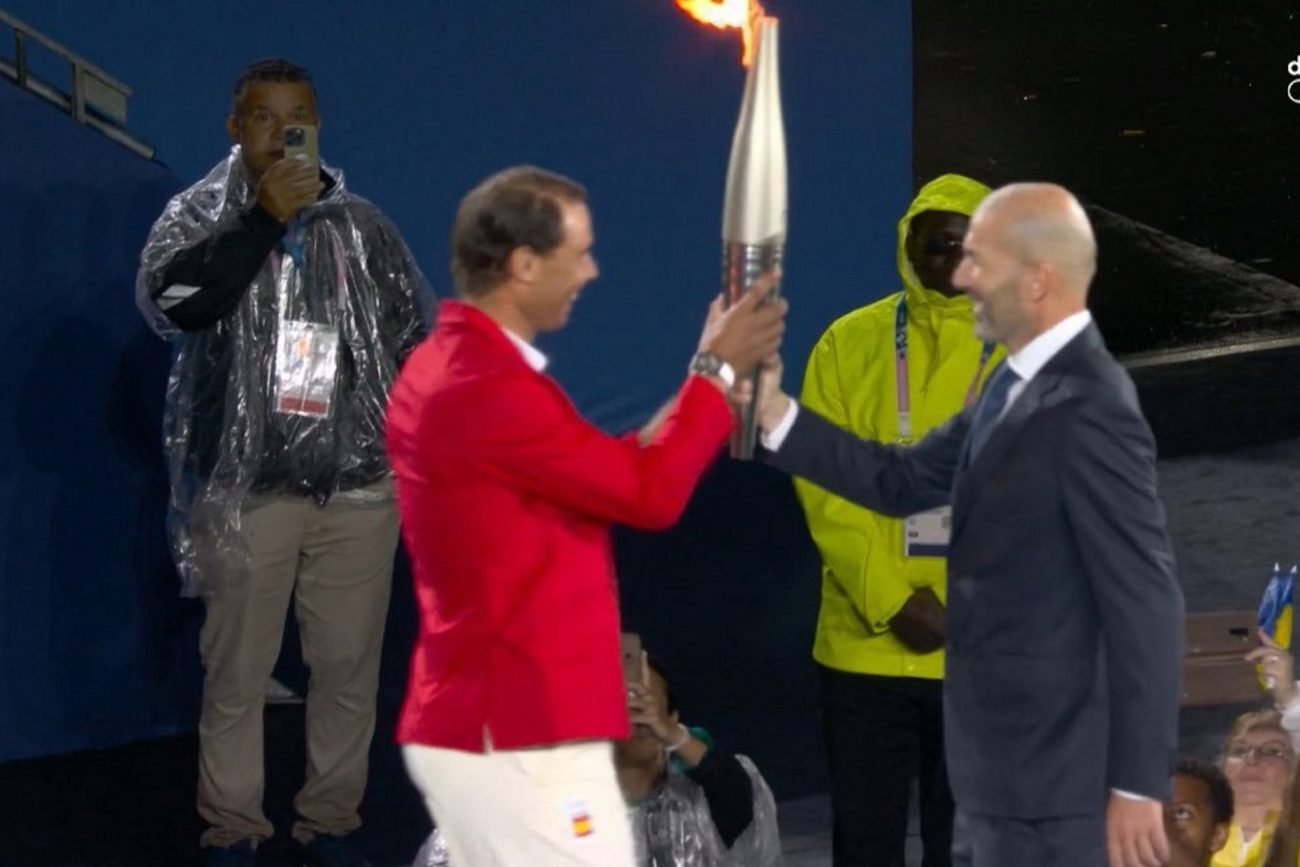 Zizou le cede la antorcha olmpica a Rafael Nadal, mximo ganador en...