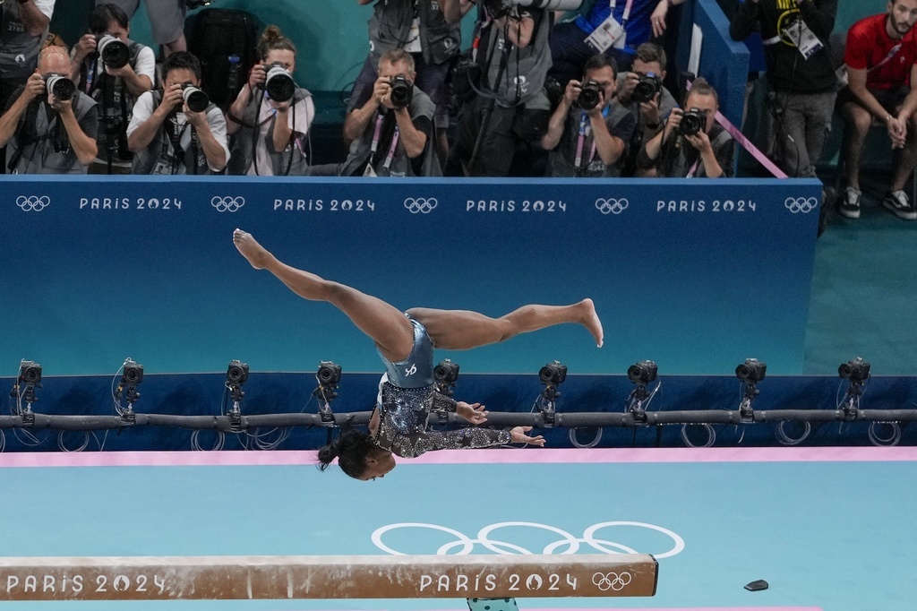 La gimnasta estadounidense encandil al pblico en su primera...