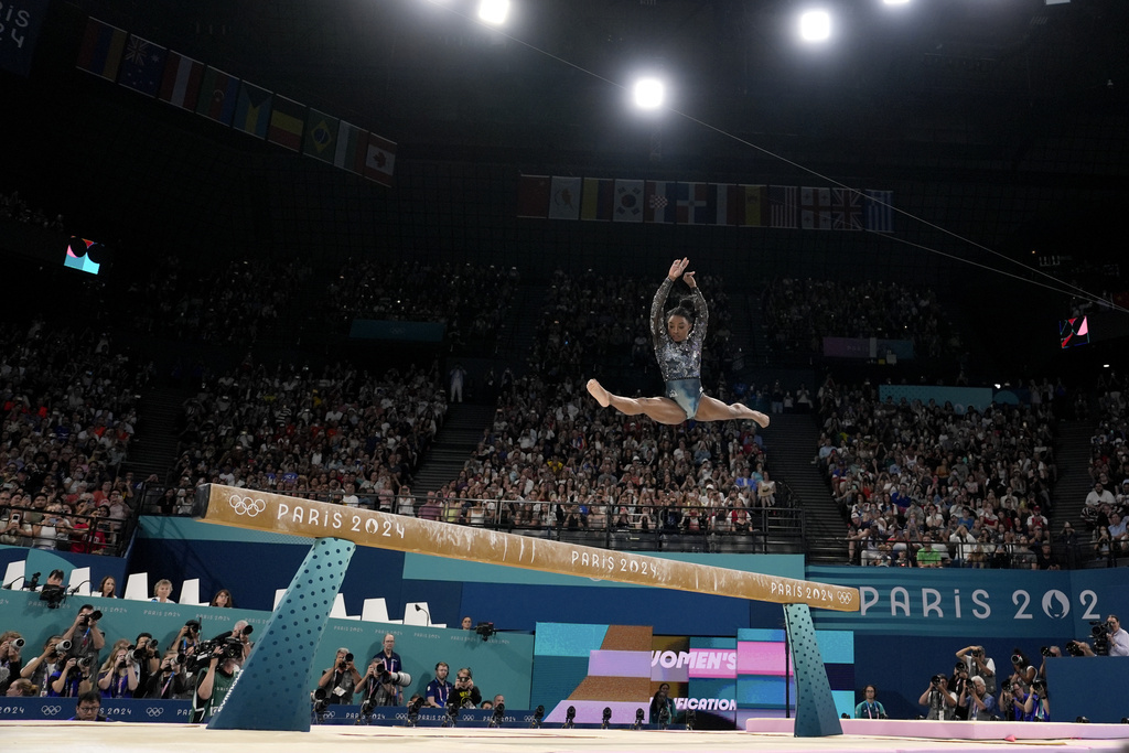 La gimnasta estadounidense encandil al pblico en su primera...