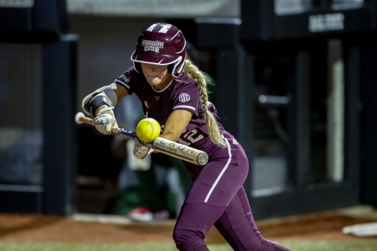 Quin es Brylie St. Clair? La jugadora ms sexy de softbol que...